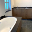 badkamer bad en wastafel